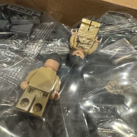 Dahonpa Panzer IV Building Set 1193 PCS WW2 Tank Model Kids Adults - Picture 3 of 7